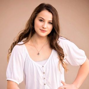 Meet your Posher, Natalie